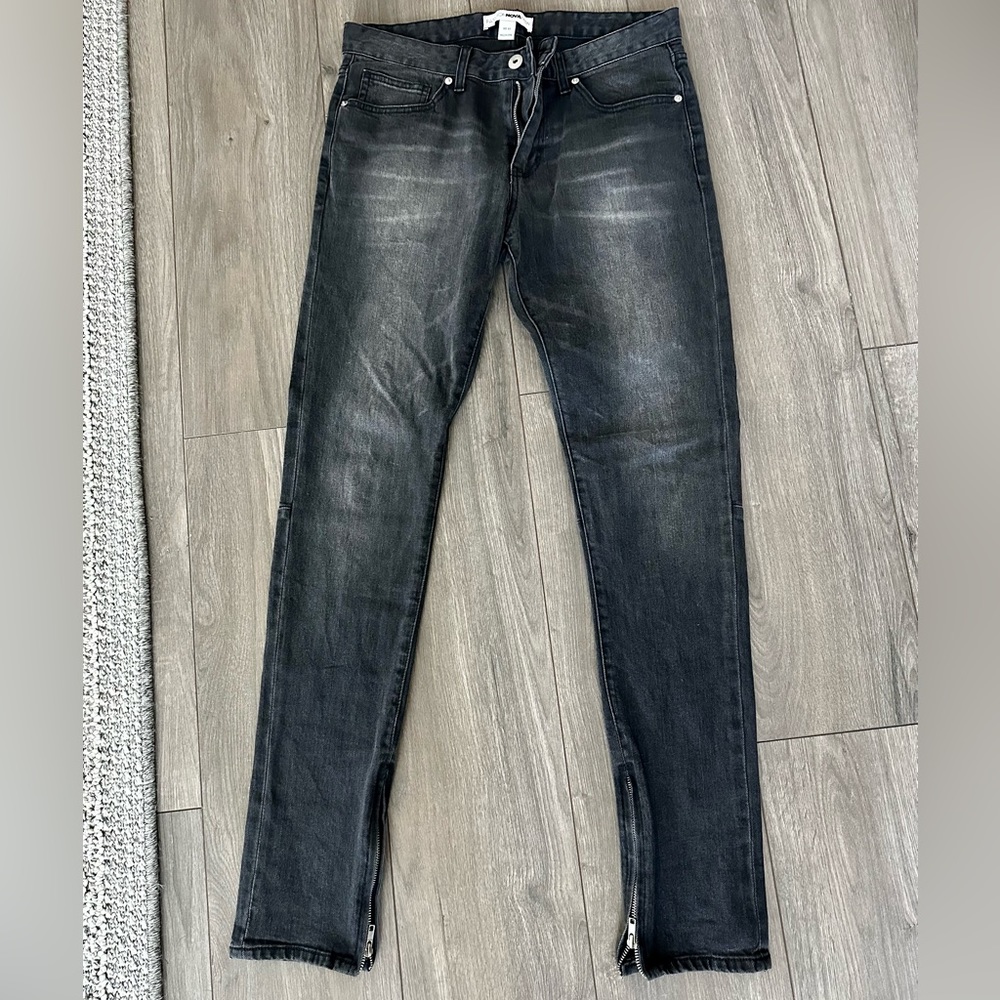 Fashion Nova Men’s skinny jeans